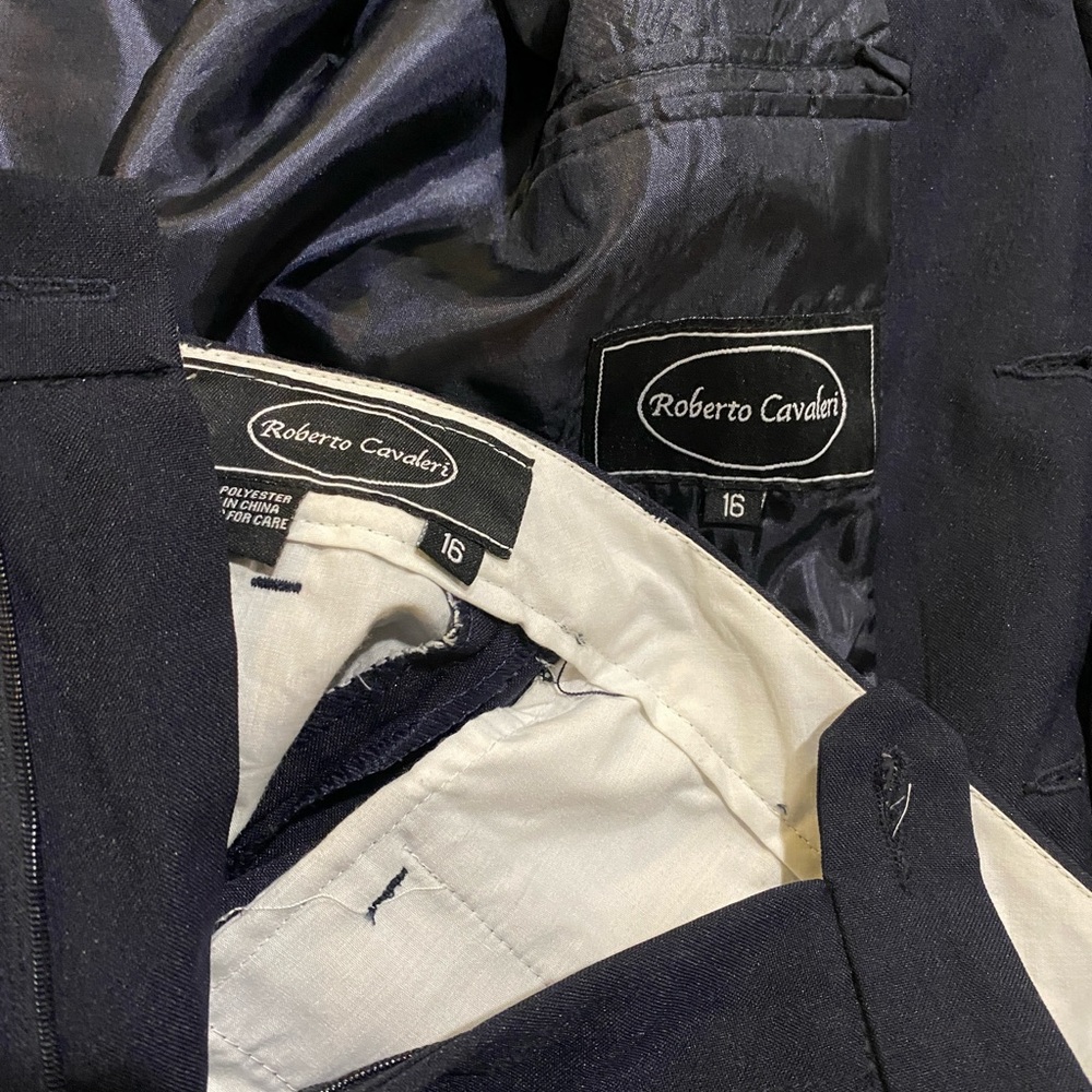 ROBERTO CAVALERI BOYS ORIGINAL COMPLETE SUIT. PROFESSIONAL TAILOR SIZE 16 BLUE